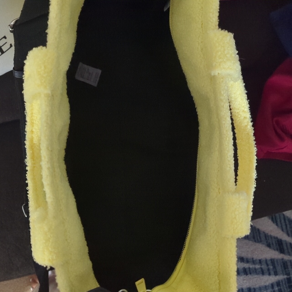 Rare xl tote terry SpongeBob weekender bag​​​​​​​ - Picture 3 of 4